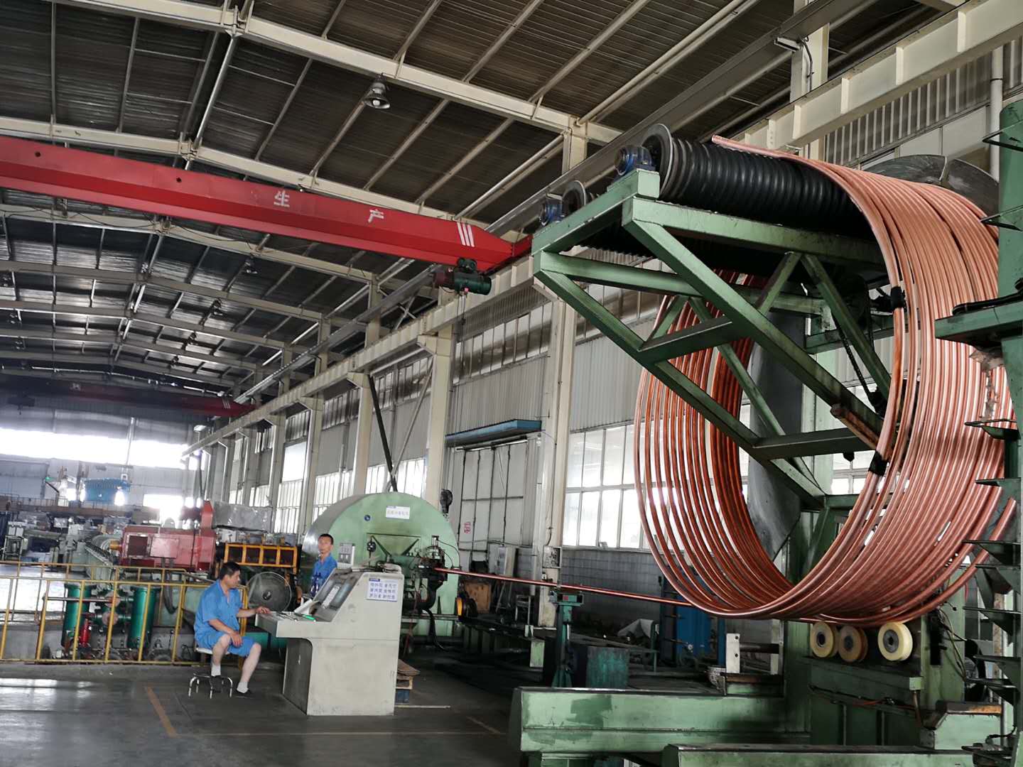 銅管生產(chǎn)現(xiàn)場-連鑄連軋機(jī)